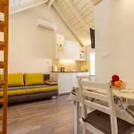 Апартаменты Romantic In Center
