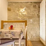 Апартаменты Romantic In Center