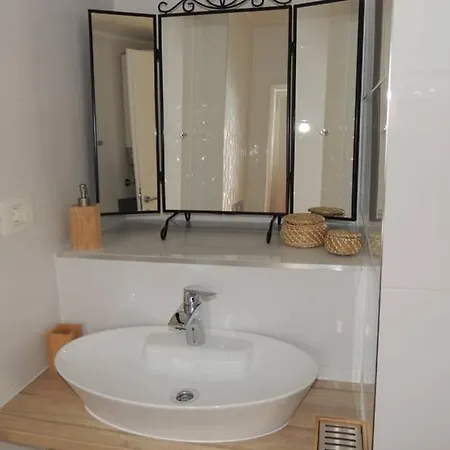 Romantic In Center Apartman *